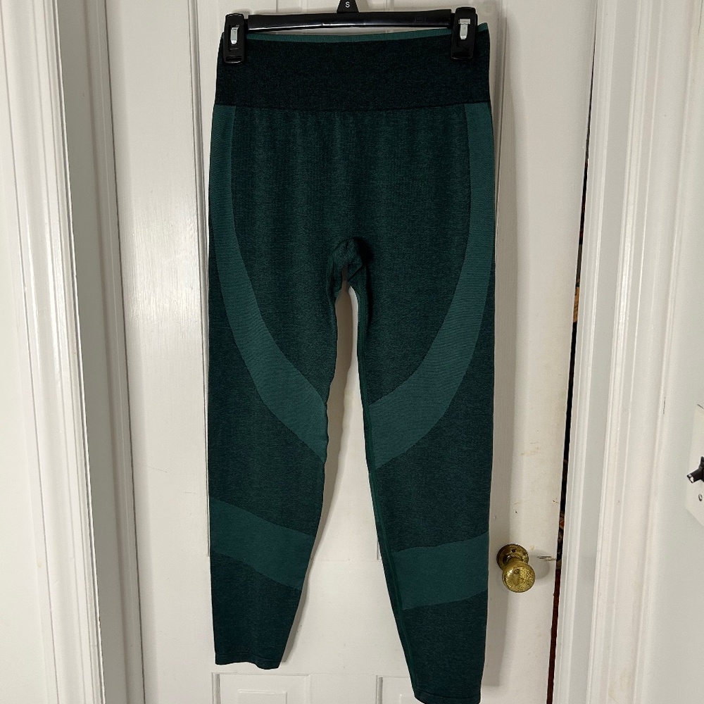 Victoria’s Secret PINK Green Leggings